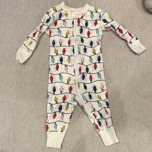 Hanna Andersson Vintage Christmas Light Print Kids Footie